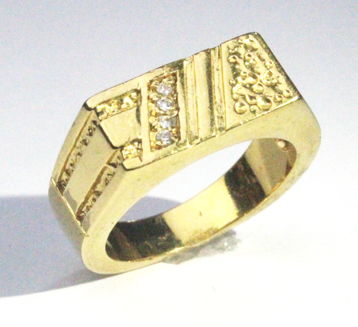 ✅ BAGUE ROMEO PLAQUE OR