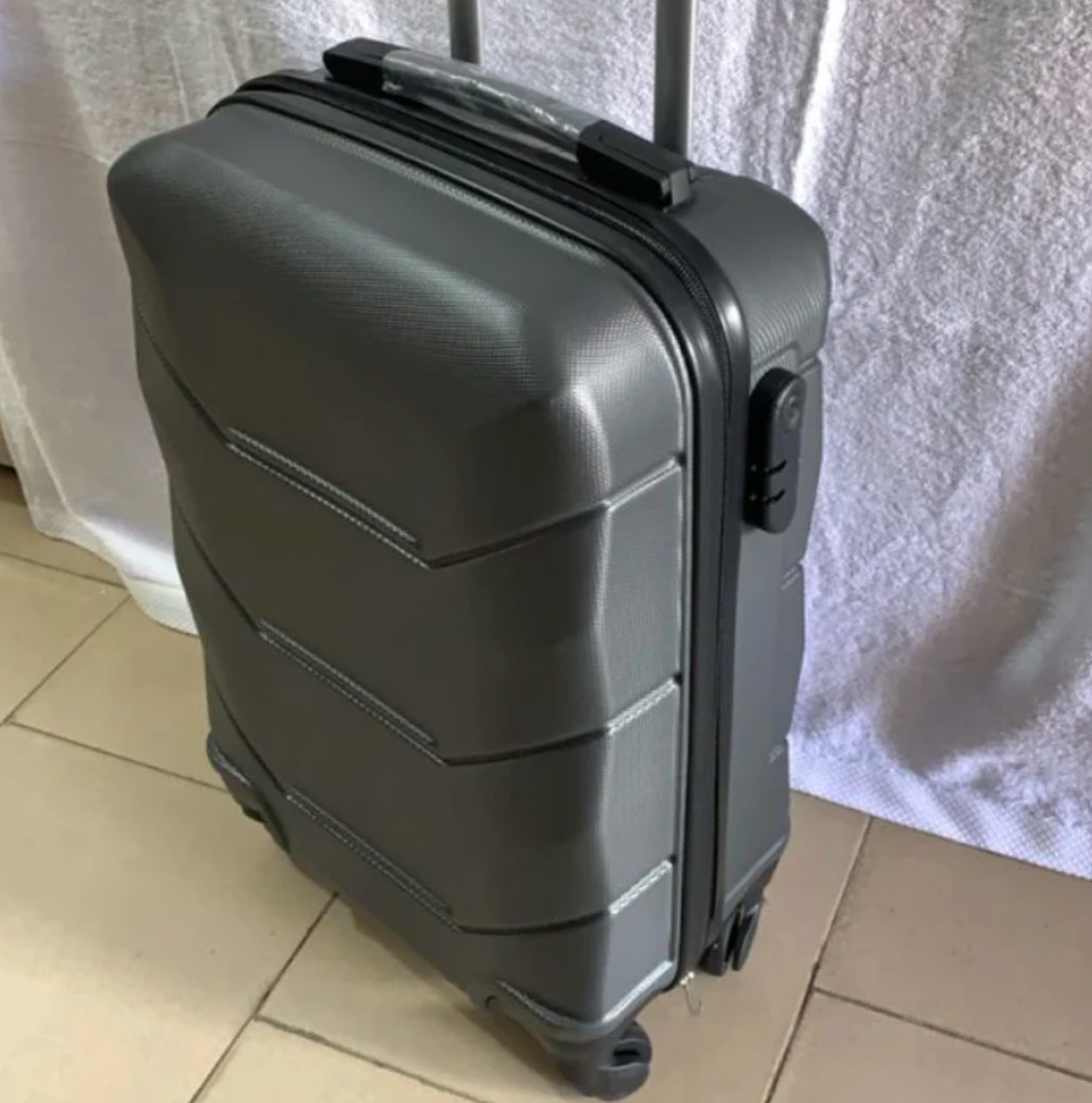 Valise Trolley Dim 70x45x28 (cm) (Couleur Gris) (valise MM) (18 Kg)